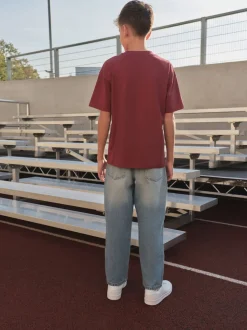 Berry Rouge Varsity - T-shirt graphique Manches courtes Relaxed Fit (3-16yrs)