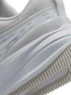 Blanc - Nike Junior Star Tapis de couloir 5 Trainers