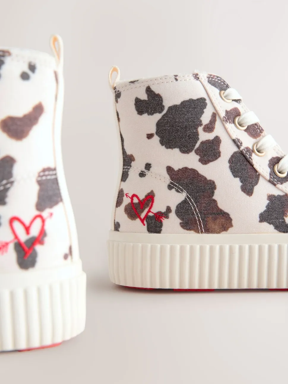 Blanc/marron imprimé vache - À lacets High Top Trainers