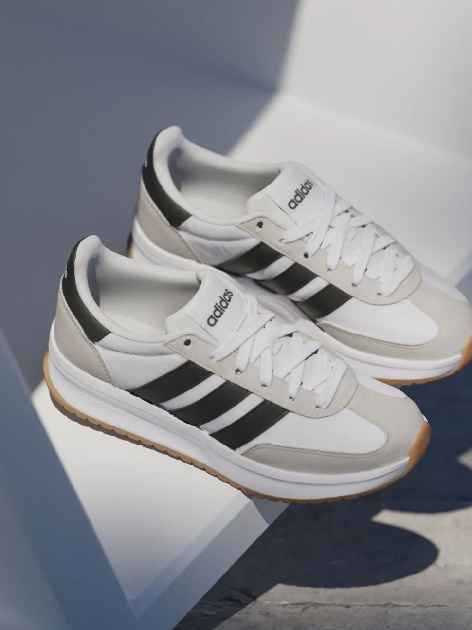 Blanc/Noir/Gris - adidas Run 70s 2.0 Baskets Dentelle Junior