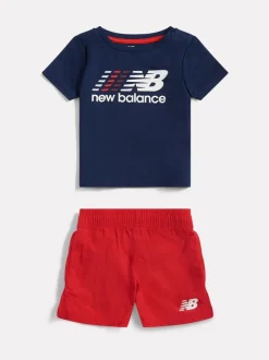 Ensemble New Balance T-shirt Athletic et short en nylon contrastant