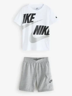 Gris - Ensemble t-shirt et short cargo Nike Little Kids