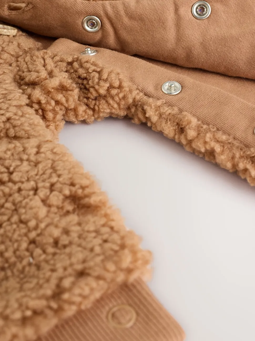 Marron - Combinaison bébé à capuche en peau de mouton