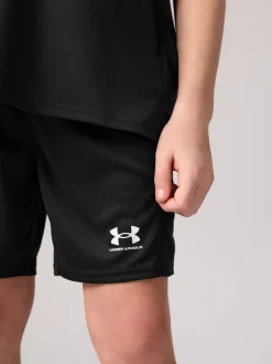 Noir - Short Under Armour Challenger en maille